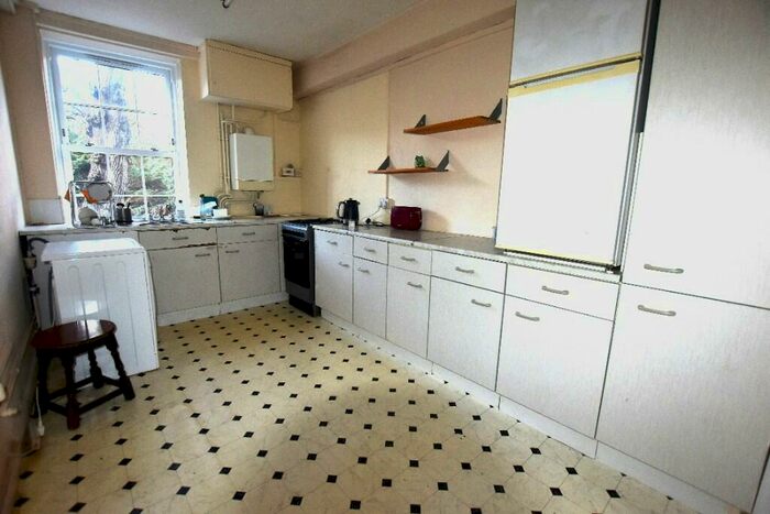 1 Bedroom Flat To Rent In Mill Row, London, N1