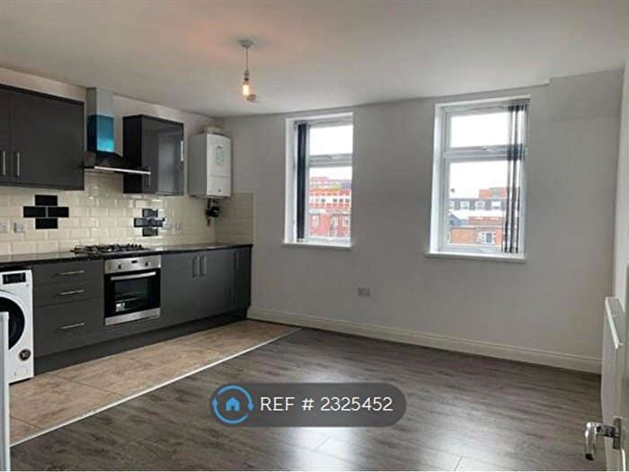 1 Bedroom Flat To Rent In Corporation Street, High Wycombe, HP13