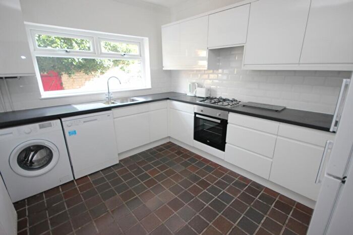 5 Bedroom Terraced House To Rent In Gresford Avenue, L17