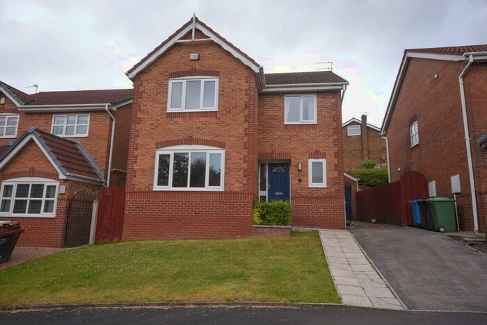 4 Bedroom Detached House To Rent In Cavendish Way, Royton, Oldham, OL2