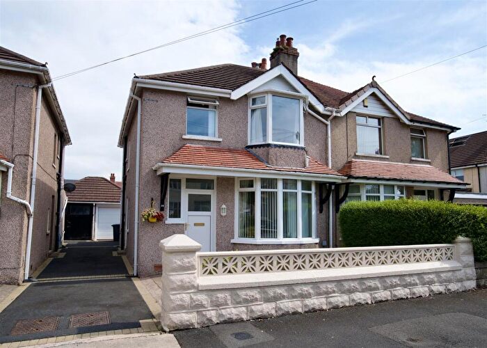 3 Bedroom Semi-Detached House For Sale In Scott Avenue, Morecambe, LA4