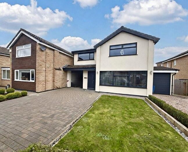 4 Bedroom Link Detached House For Sale In Dickens Close, Cheadle Hulme, Cheadle, SK8