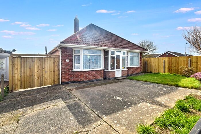2 Bedroom Bungalow For Sale In Burgh Road, Skegness, PE25