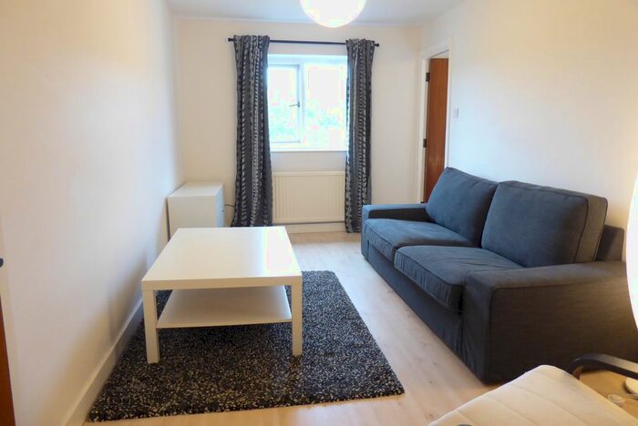 2 Bedroom Flat To Rent In Sizehouse Village, Haslingden, BB4