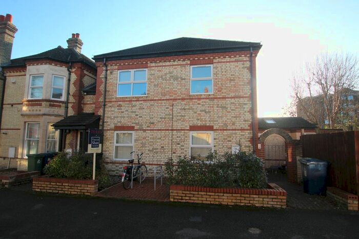 1 Bedroom Flat To Rent In Humberstone Road, Cambridge, CB4