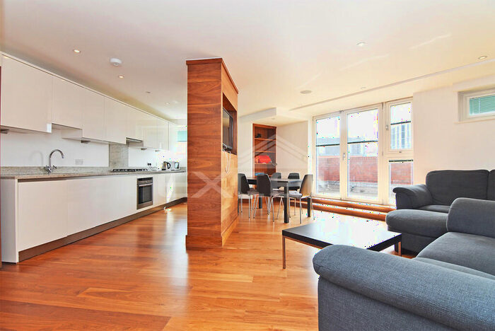 2 Bedroom Apartment To Rent In Blazer Court, A St Johns Wood Road, London, NW8