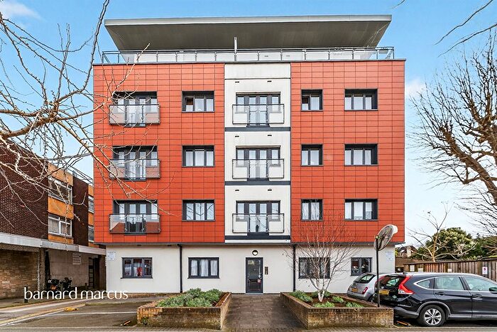 1 Bedroom Flat For Sale In London Road, Mitcham, CR4