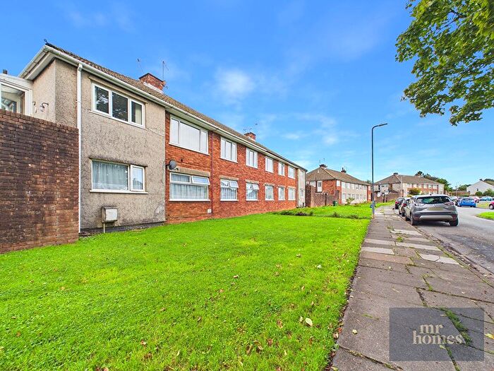 2 Bedroom Flat For Sale In Fairwood Road, Fairwater, Cardiff, CF5