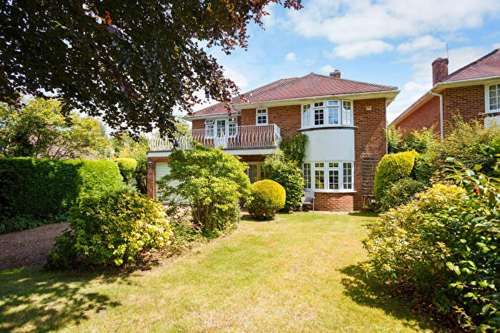4 Bedroom Detached House For Sale In Deanland Road, Haywards Heath, RH17