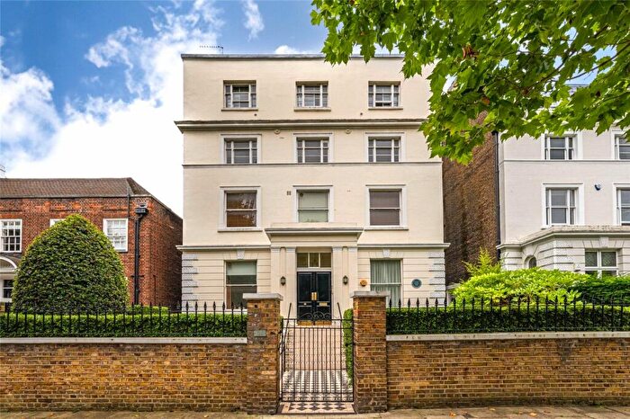 3 Bedroom Apartment To Rent In Hamilton Terrace, St John's Wood, London, NW8