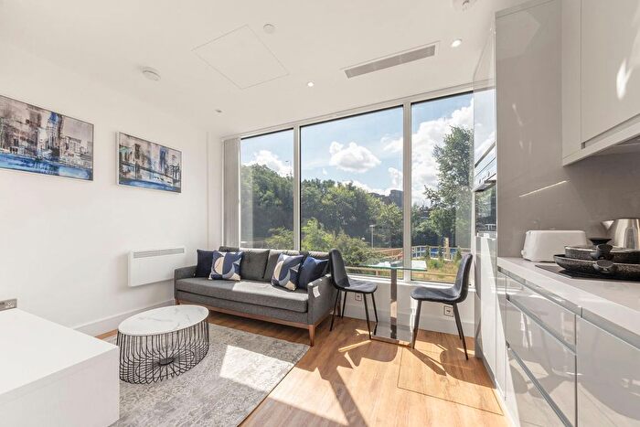 Studio To Rent In Westgate House, Ealing, W5