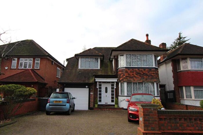 4 Bedroom House To Rent In Chase Side, Southgate, London, N14