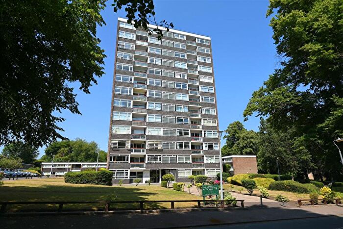 2 Bedroom Apartment For Sale In Chadbrook Crest, Richmond Hill Road, Birmingham, B15