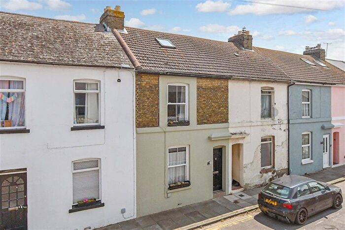 3 Bedroom Terraced House For Sale In College Road, Deal, Kent, CT14