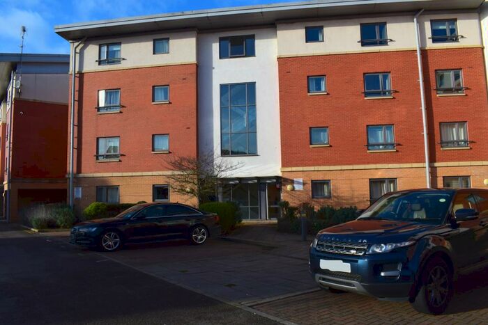 2 Bedroom Flat To Rent In West Cotton Close, Northampton, NN4