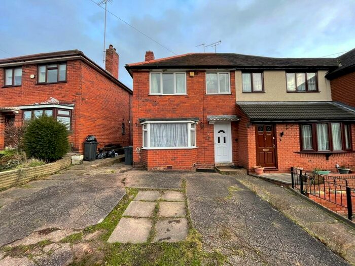 3 Bedroom House To Rent In Castleton Road, Great Barr, B42