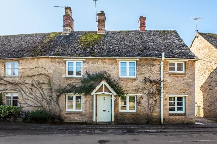 2 Bedroom Cottage For Sale In Langford, Lechlade, GL7