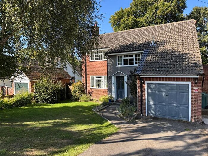 4 Bedroom Detached House For Sale In Birch Close, Eynsford, Kent, DA4