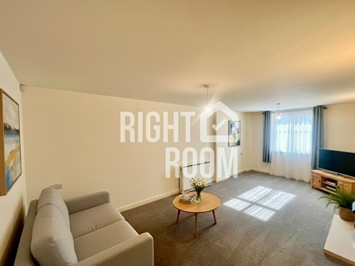 2 Bedroom Terraced House To Rent In Crofton Road, Portsmouth, PO2