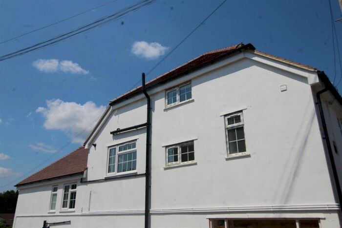 1 Bedroom Flat To Rent In St. Johns Hill, Sevenoaks, TN13