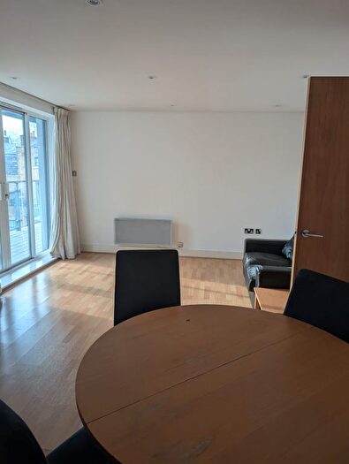 1 Bedroom Flat To Rent In Owen Street, London, EC1V