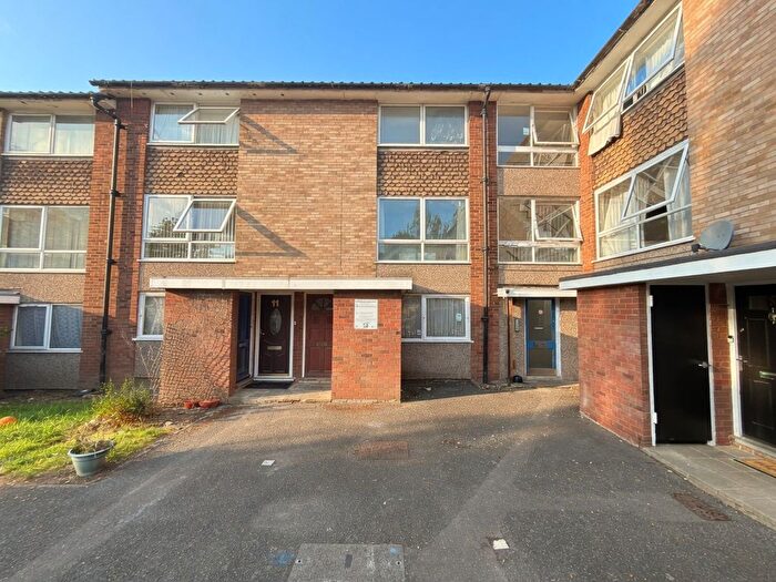 2 Bedroom Flat For Sale In Flat Cheriton Court, Selhurst Road, London, SE25