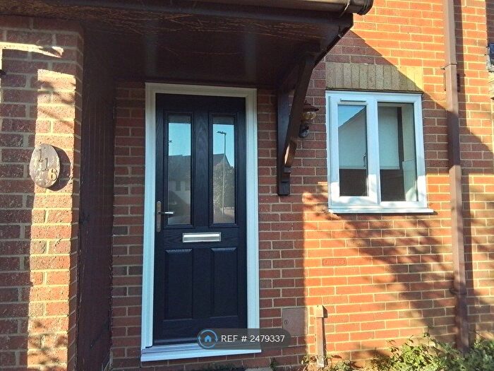2 Bedroom Terraced House To Rent In Woodpecker Way, Northampton, NN4