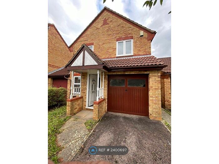 3 Bedroom Detached House To Rent In Tunbridge Grove, Milton Keynes, MK7