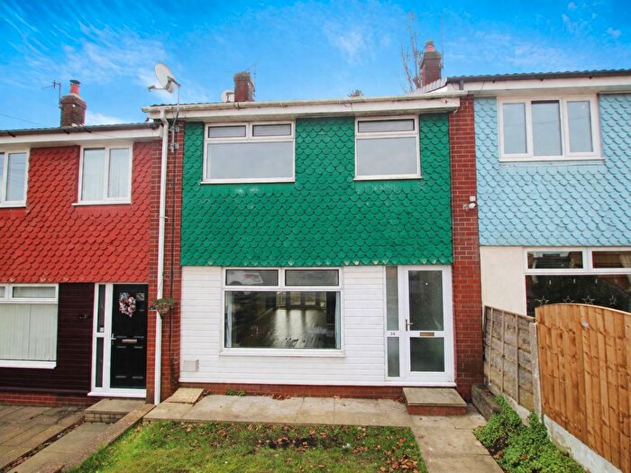 3 Bedroom Terraced House For Sale In Whitegate, Littleborough, OL15