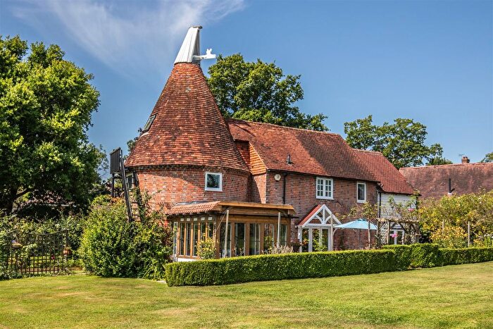 4 Bedroom Property For Sale In Merriments Lane, Hurst Green, Etchingham, TN19