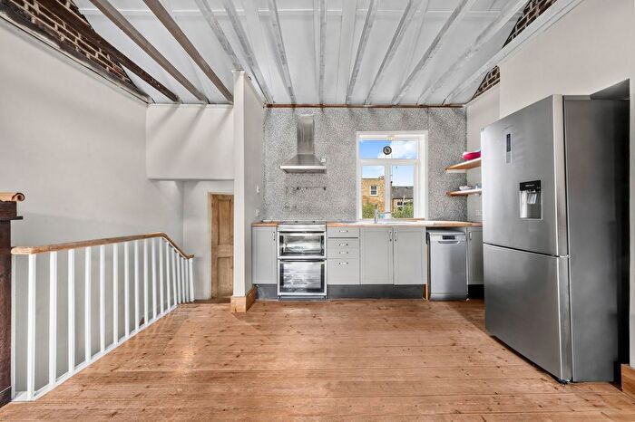 3 Bedroom Property To Rent In Dale Street, Turnham Green, W4