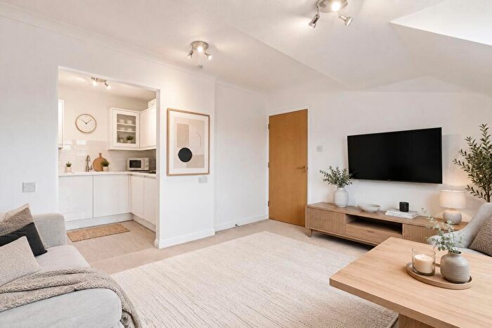 1 Bedroom Flat For Sale In Park Road, Kings Hall Park Road, BN11