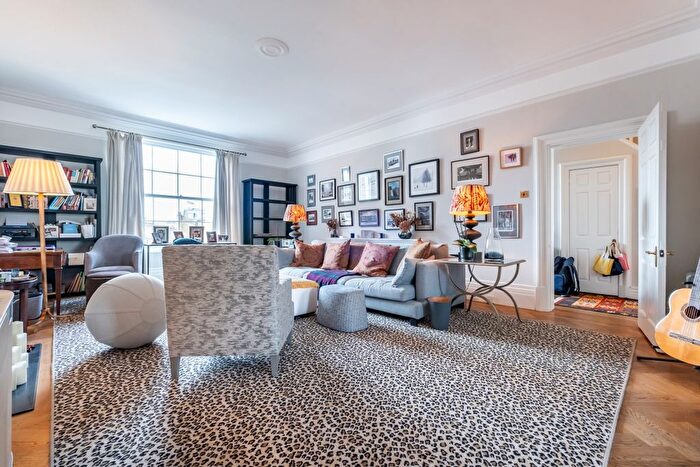 4 Bedroom Flat To Rent In Eaton Place, London, SW1X