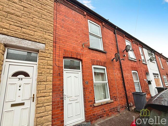 2 Bedroom Terraced House For Sale In Hood Street, Lincoln, Lincolnshire, LN5