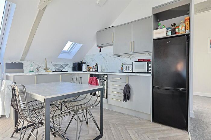 2 Bedroom Flat To Rent In Ridley Place, Newcastle Upon Tyne, NE1