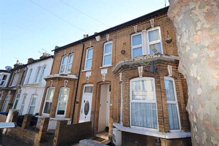 1 Bedroom Property To Rent In Wesley Road, Southend-On-Sea, SS1