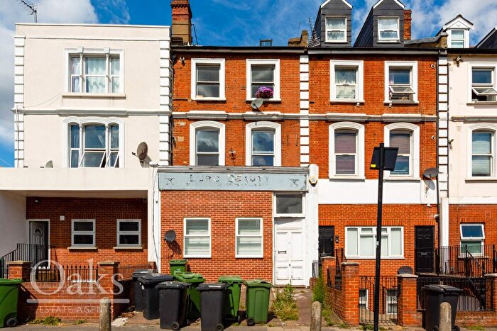 2 Bedroom Flat To Rent In Norwood Road, Tulse Hill, SE24