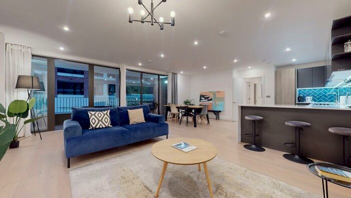 3 Bedroom Flat To Rent In Gorsuch Place, London, E2