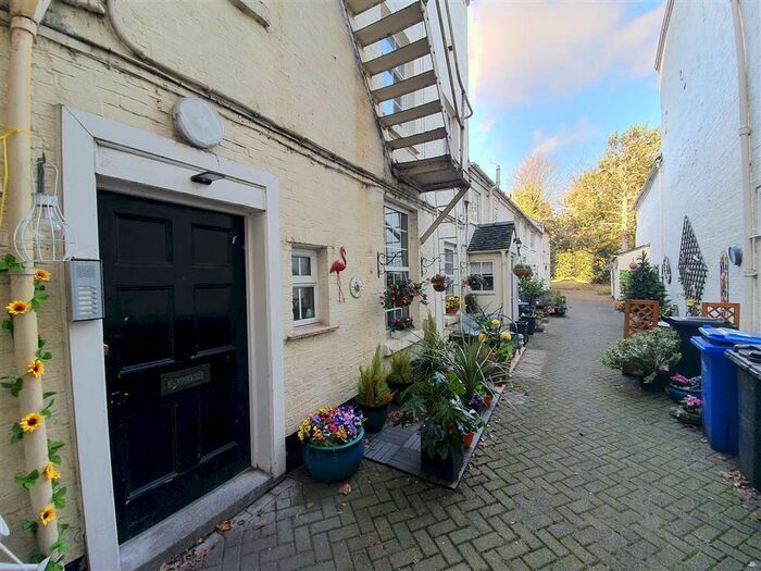 1 Bedroom Apartment To Rent In Horninglow Street, Burton-On-Trent, DE14