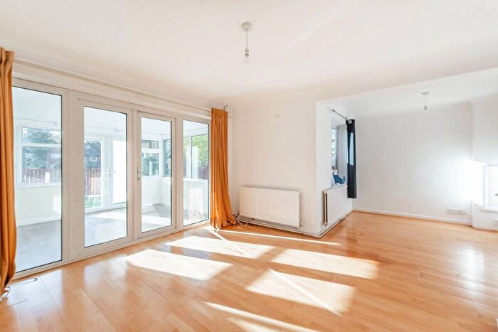 3 Bedroom Terraced House To Rent In Frithwood Avenue, Northwood, HA6