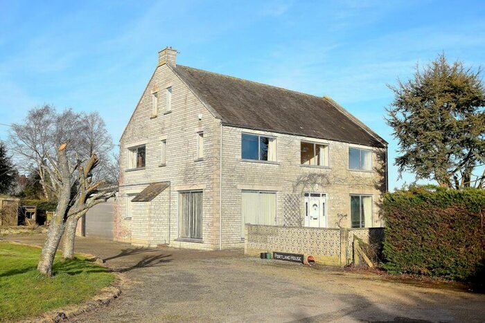 5 Bedroom Detached House To Rent In Wool, BH20