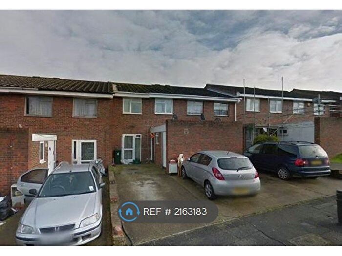 1 Bedroom Flat To Rent In Lancaster Road, Northolt, UB5