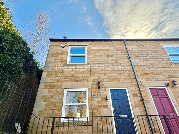 2 Bedroom House To Rent In Mallard Court, Lancaster, LA1
