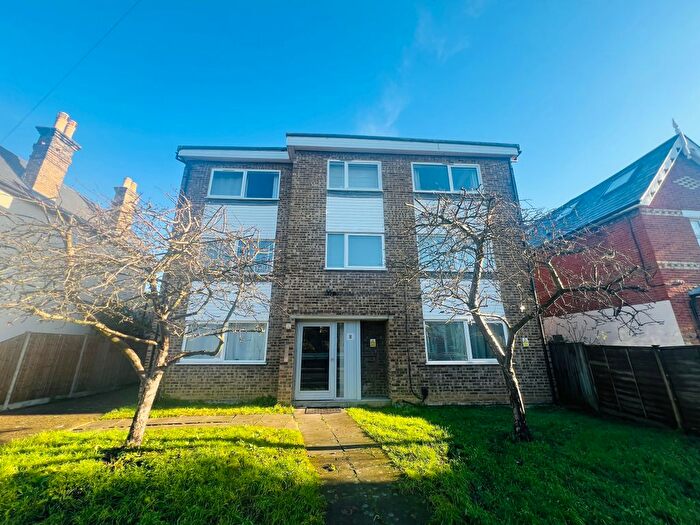 1 Bedroom Studio To Rent In Montague Road, London, SW19