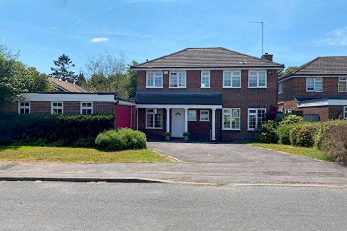 4 Bedroom Detached House To Rent In Mandeville Road, Prestwood, HP16