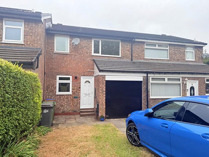 3 Bedroom Terraced House To Rent In Seaton Mews, Ashton-under-lyne, Tameside, OL7