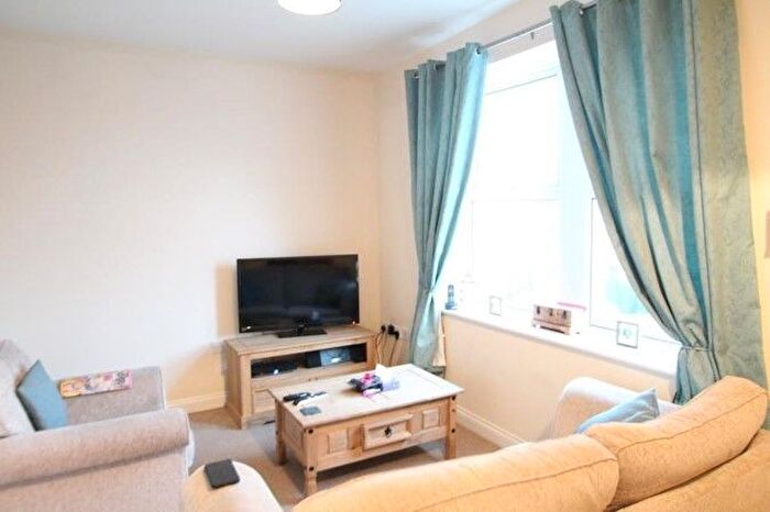 2 Bedroom Maisonette To Rent In Bradford Road, East Ardsley, Wakefield, WF3