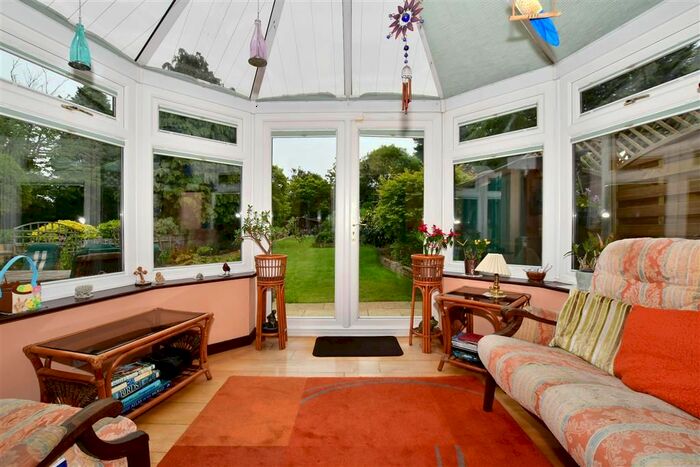 5 Bedroom Detached House For Sale In Danson Road, Bexleyheath, Kent, DA6