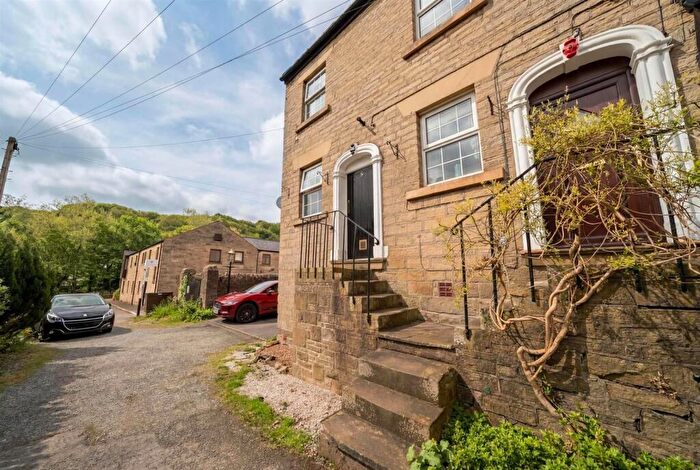 2 Bedroom End Of Terrace House For Sale In Chapel Street, Whaley Bridge, High Peak, SK23