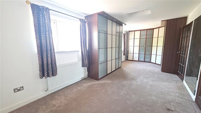 1 Bedroom Flat To Rent In The Acorns, Swindon, SN3